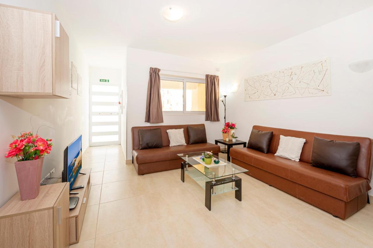 Summer Breeze 3 Bedroom Family Maisonette With Sunny Terrace In Mellieha - By Getawaysmalta Exteriér fotografie