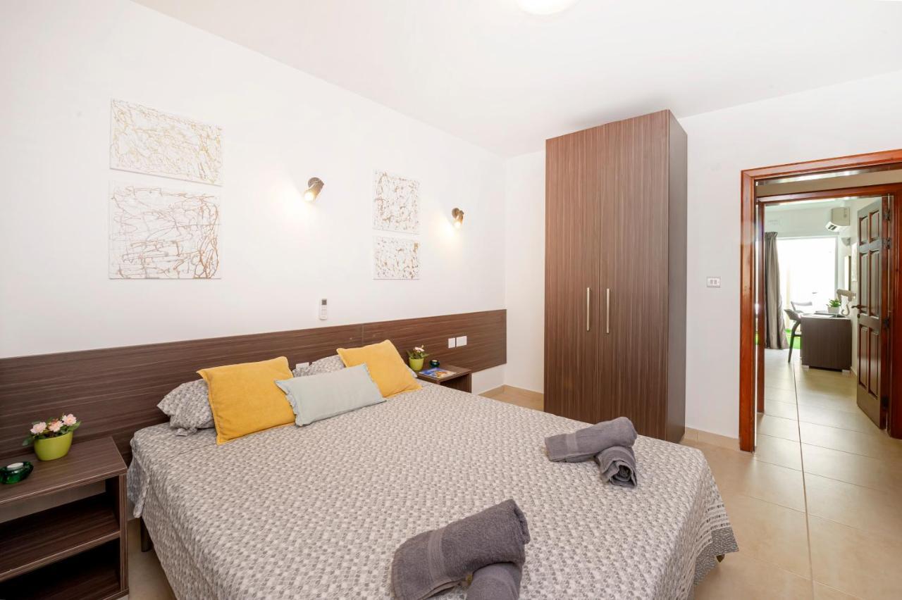 Summer Breeze 3 Bedroom Family Maisonette With Sunny Terrace In Mellieha - By Getawaysmalta Exteriér fotografie
